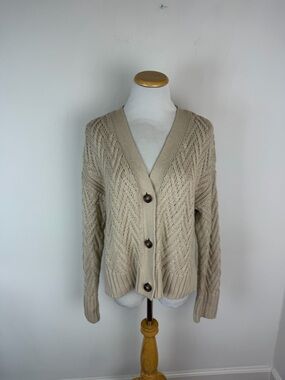 Abercrombie & Fitch Cable Knit Chunky Cardigan Sweater Tan Brown Size M